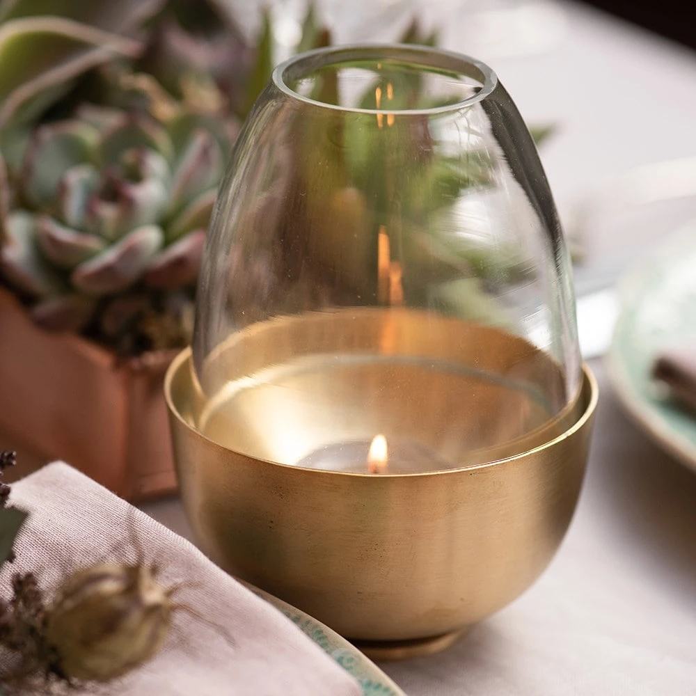 Tulip Tealight Holder - Brass 4 Tulip Tealight Holder - Brass - Image 4