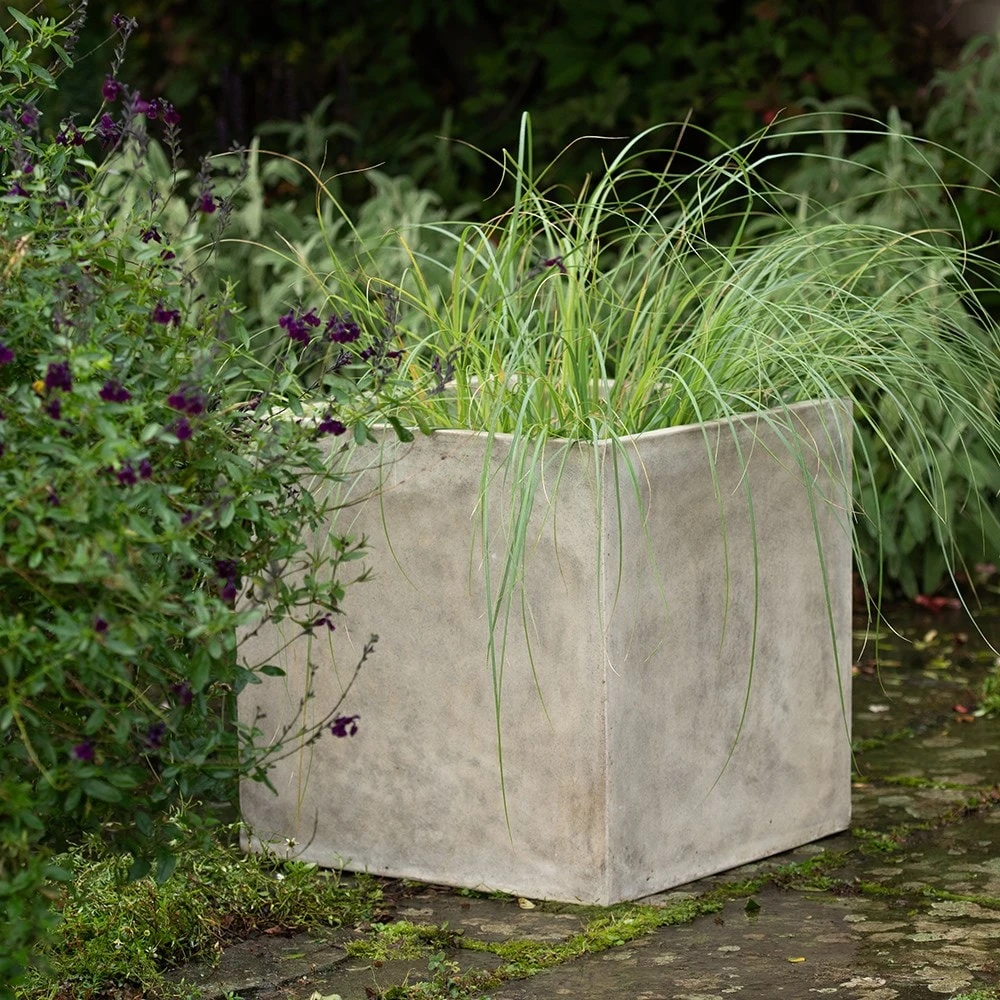 Square Terrace Planter - Weathered Cream 3 Square Terrace Planter - Weathered Cream - Image 3